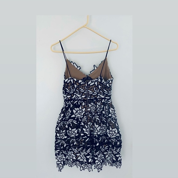 L’atiste Crochet Dress - Picture 2 of 2